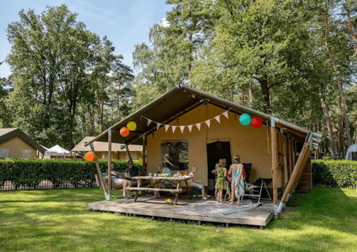 4e-5e prijs - Verblijf in luxe safaritent Vodatent De prijs van Vodatent. Een verblijf in een luxe safaritent.